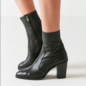 Crosswalk Pico Dream Ankle Sock Boot bootie leather western cowboy pointed heels